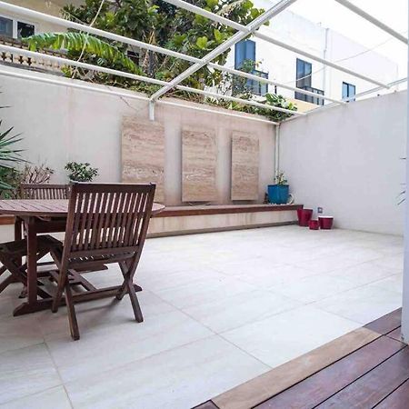 Pembroke St Julians Luxury, Comfort, Location Extérieur photo